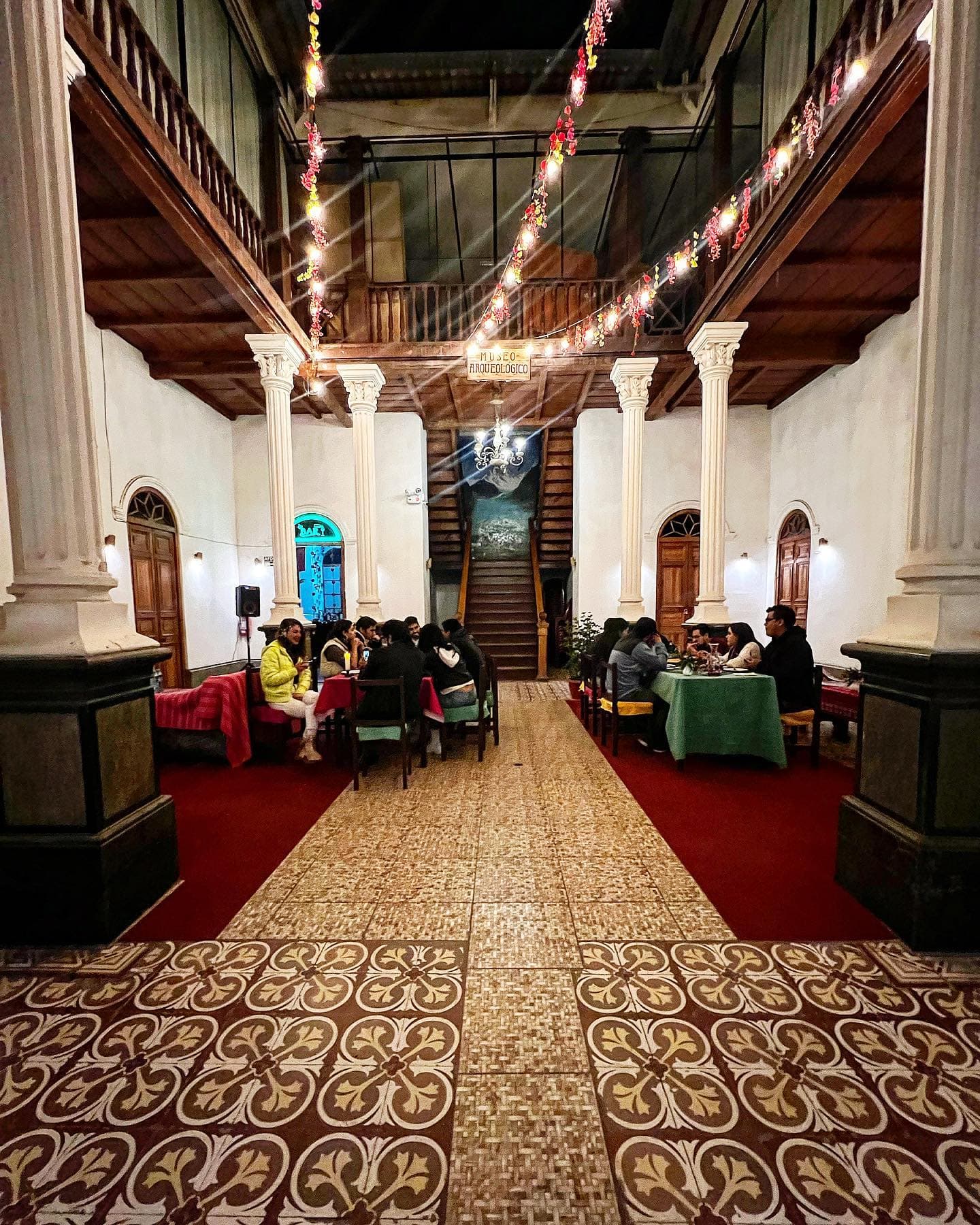 Columnas y mosaico